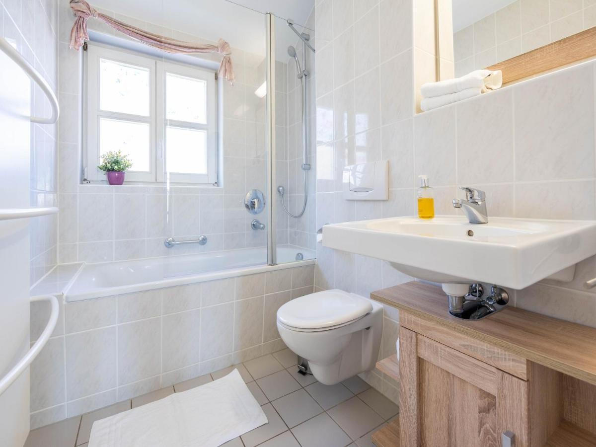 Feriendorf Rugana - Komfort Appartement Mit 2 Schlafzimmern Und Terrasse C48 Dranske Kültér fotó